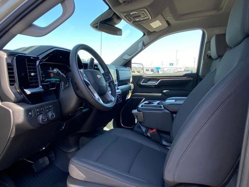 New 2026 Chevrolet Silverado 1500 LT w/ Z71 Off-Road Package AWD/4WD image 14