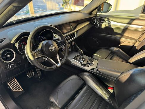 Used 2019 Alfa Romeo Stelvio Ti Sport w/ Quick Order Package 22S Sport image 12