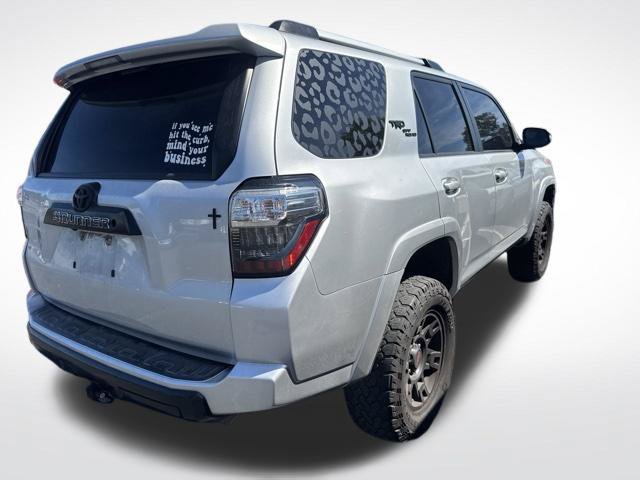Used 2017 Toyota 4Runner TRD Off-Road Premium AWD/4WD image 9