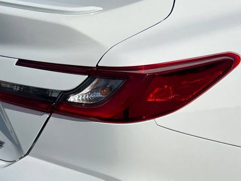Used 2025 Toyota Camry SE FWD image 51
