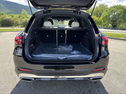 New 2025 Mercedes-Benz GLC 300 4MATIC image 12