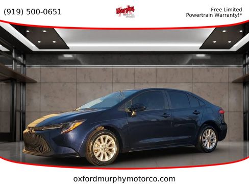Used 2021 Toyota Corolla LE image 1