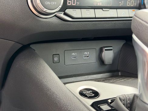 New 2026 Nissan Altima 2.5 SV w/ SV Special Edition Package FWD image 29
