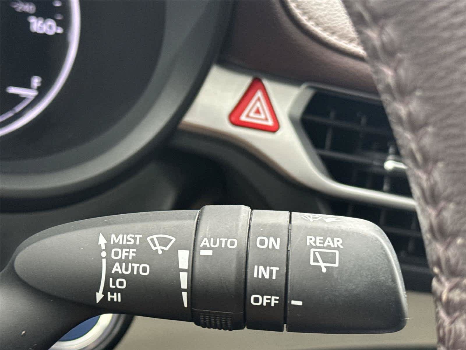 Used 2022 Toyota Sienna Platinum AWD/4WD image 21