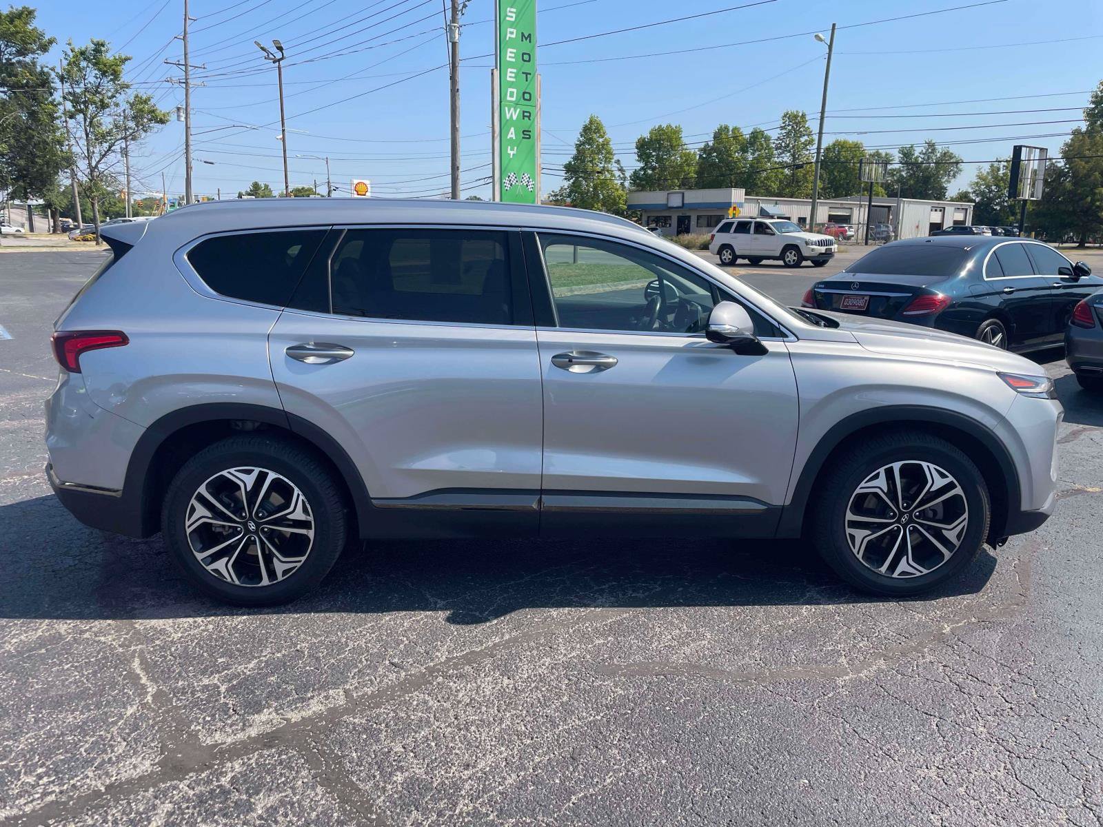 Used 2020 Hyundai Santa Fe Limited FWD image 9