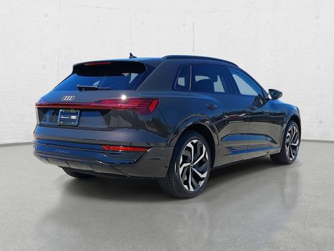 Used 2024 Audi Q8 e-tron Premium Plus w/ Premium Plus Package AWD/4WD image 5