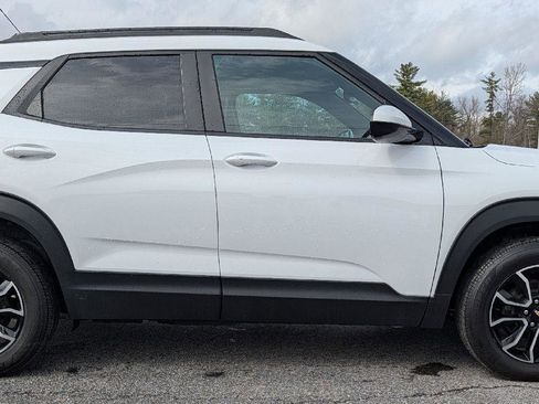 Used 2021 Chevrolet TrailBlazer ACTIV w/ Technology Package image 10