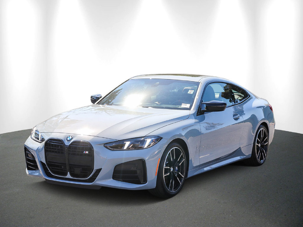 Used 2026 BMW M440i Coupe RWD image 3