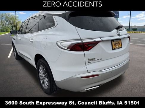 Used 2024 Buick Enclave Premium AWD/4WD image 6