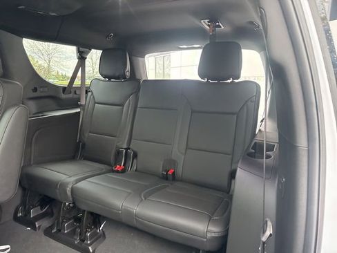 New 2026 GMC Yukon XL Denali w/ Sun & Power Step Package image 32