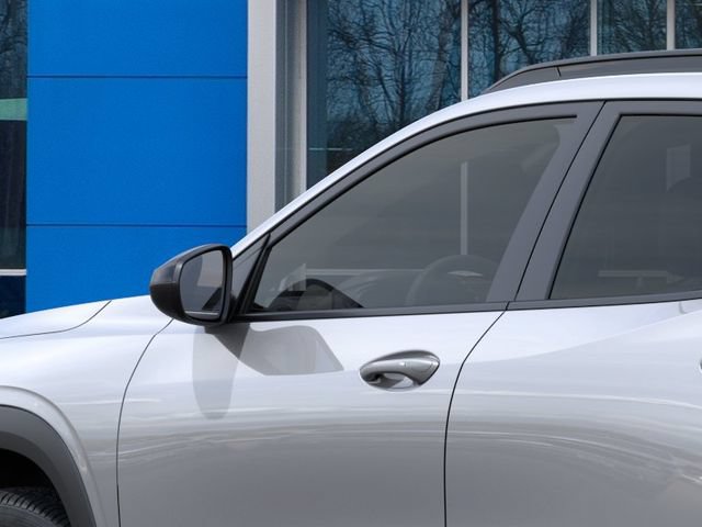 New 2026 Chevrolet Trax LT w/ Midnight Edition FWD image 12