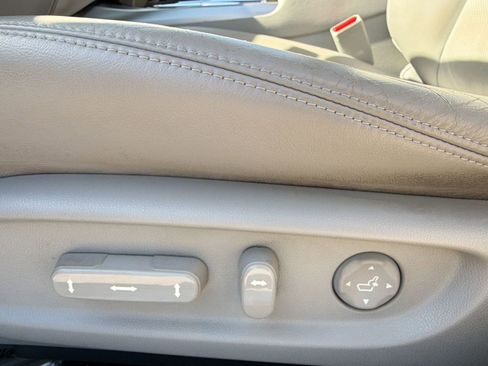 Used 2014 Acura RLX w/ Advance Package image 13