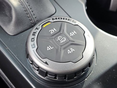 New 2025 Ford Bronco Big Bend w/ Black Diamond Package image 8