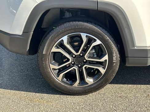 Used 2022 Jeep Compass Limited AWD/4WD image 12