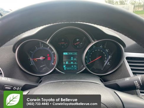 Used 2013 Chevrolet Cruze Eco FWD image 9