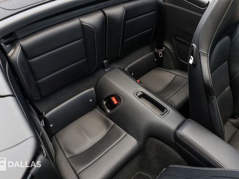 Used 2018 Porsche 911 Turbo image 43