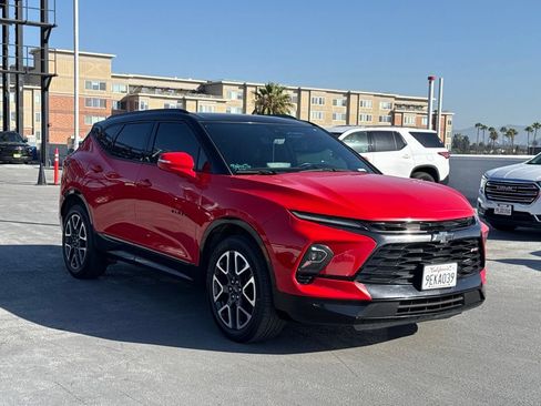 Used 2023 Chevrolet Blazer RS w/ Driver Confidence II Package FWD image 3