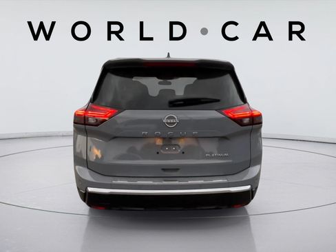 Used 2024 Nissan Rogue Platinum w/ Platinum Premium Package FWD image 4