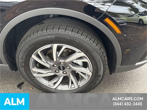 Used 2024 Lincoln Corsair AWD image 14