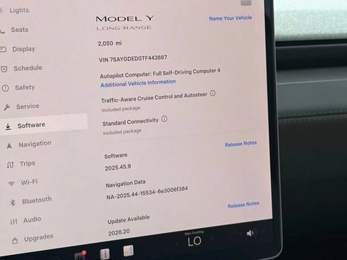 Used 2026 Tesla Model Y 2WD image 11