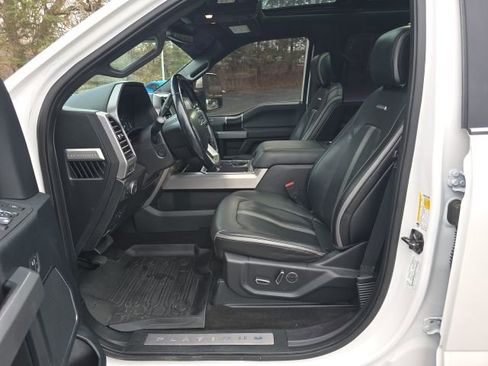 Used 2018 Ford F250 Platinum w/ Platinum Ultimate Package image 4
