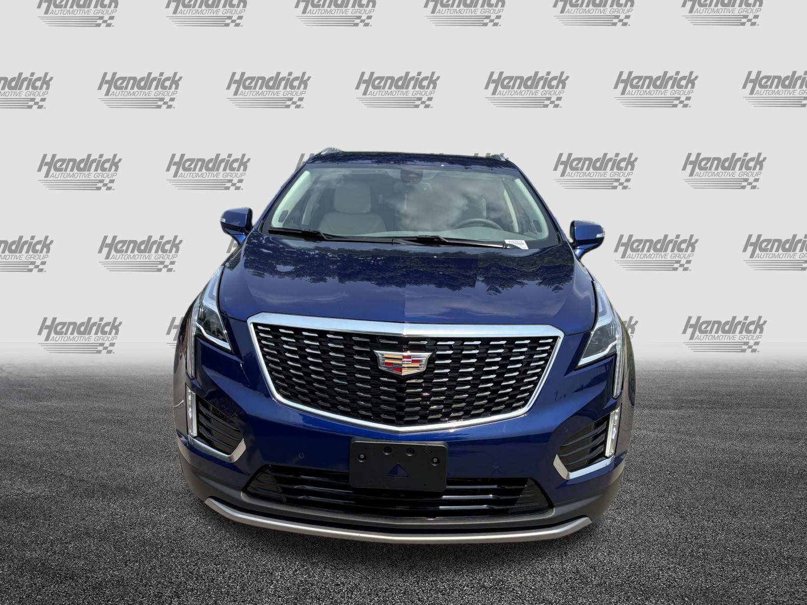 Used 2025 Cadillac XT5 Premium Luxury AWD/4WD image 3