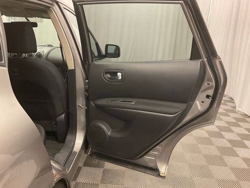 Used 2013 Nissan Rogue S w/ Special Edition Pkg image 27