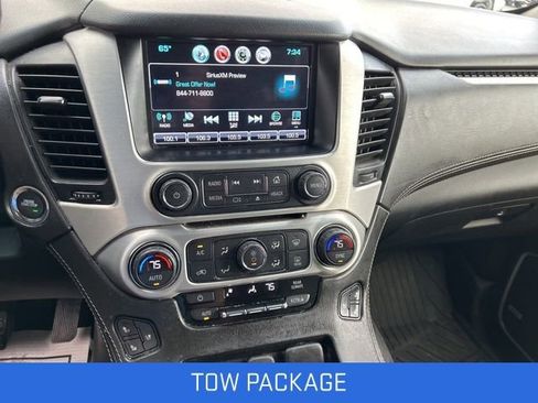 Used 2020 GMC Yukon XL SLT w/ HD Trailering Package image 3