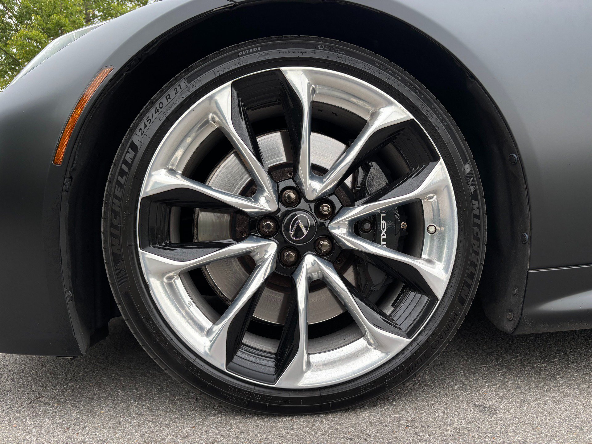 Used 2018 Lexus LC 500 Coupe w/ Sport Package RWD image 51
