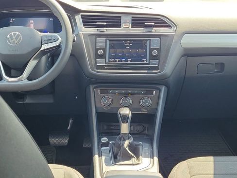 Used 2022 Volkswagen Tiguan S image 16