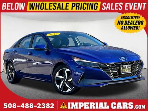 Used 2023 Hyundai Elantra Limited image 1