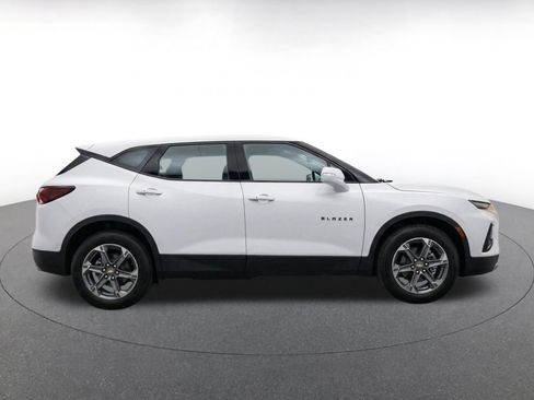 Used 2025 Chevrolet Blazer LT FWD image 10