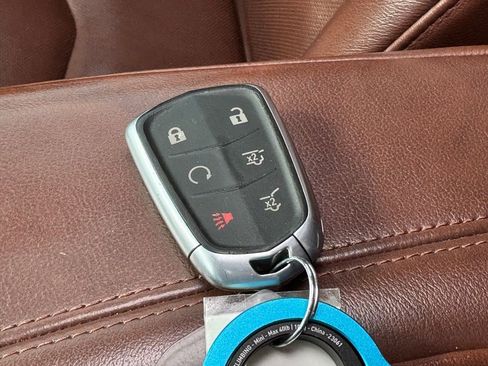 Used 2019 Cadillac Escalade Luxury image 41