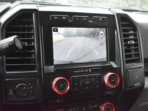 Used 2018 Ford F150 XL w/ Equipment Group 101A Mid AWD/4WD image 36
