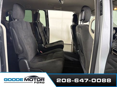 Used 2016 Dodge Grand Caravan SE w/ Quick Order Package 29E SE FWD image 22