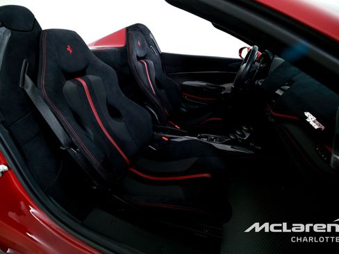 Used 2020 Ferrari 488 Pista Spider image 20
