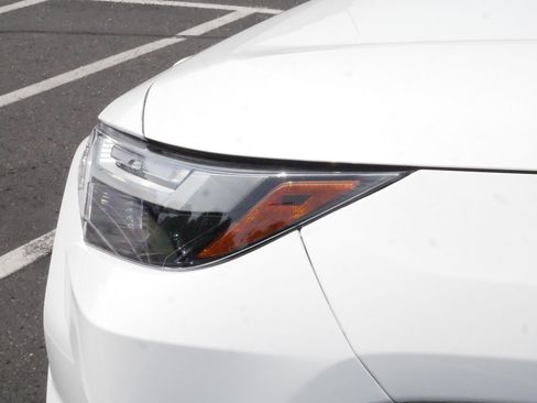 Certified 2025 Toyota RAV4 LE AWD/4WD image 16