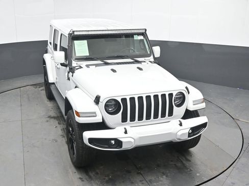 Used 2021 Jeep Wrangler Unlimited Sahara image 43