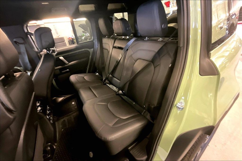 Used 2023 Land Rover Defender 110 75th Limited Edition AWD/4WD image 22