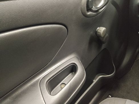 Used 2018 Nissan Versa S Plus FWD image 27