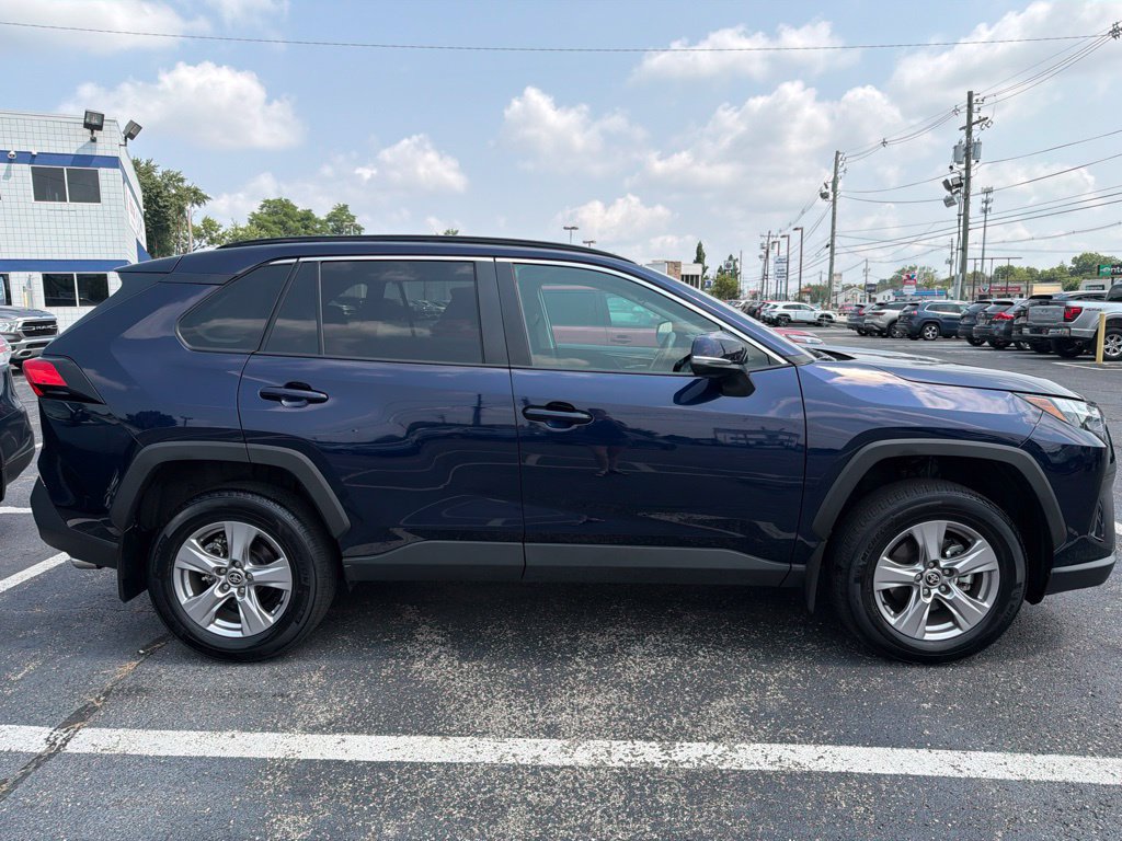 Used 2025 Toyota RAV4 XLE w/ Convenience Package FWD image 8