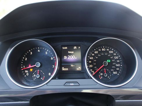 Used 2019 Volkswagen Tiguan SE w/ Panoramic Sunroof Package AWD/4WD image 23