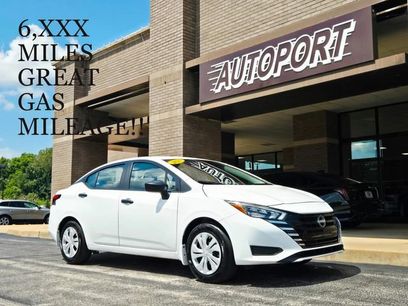 Used 2025 Nissan Versa S w/ Trunk Package
