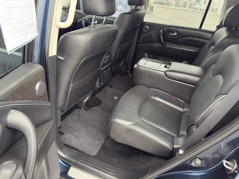 Used 2022 INFINITI QX80 Luxe w/ Cargo Package image 12