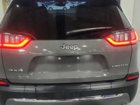 Used 2020 Jeep Cherokee Limited image 4