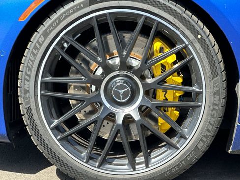 Used 2025 Mercedes-Benz SL 55 AMG 4MATIC image 31