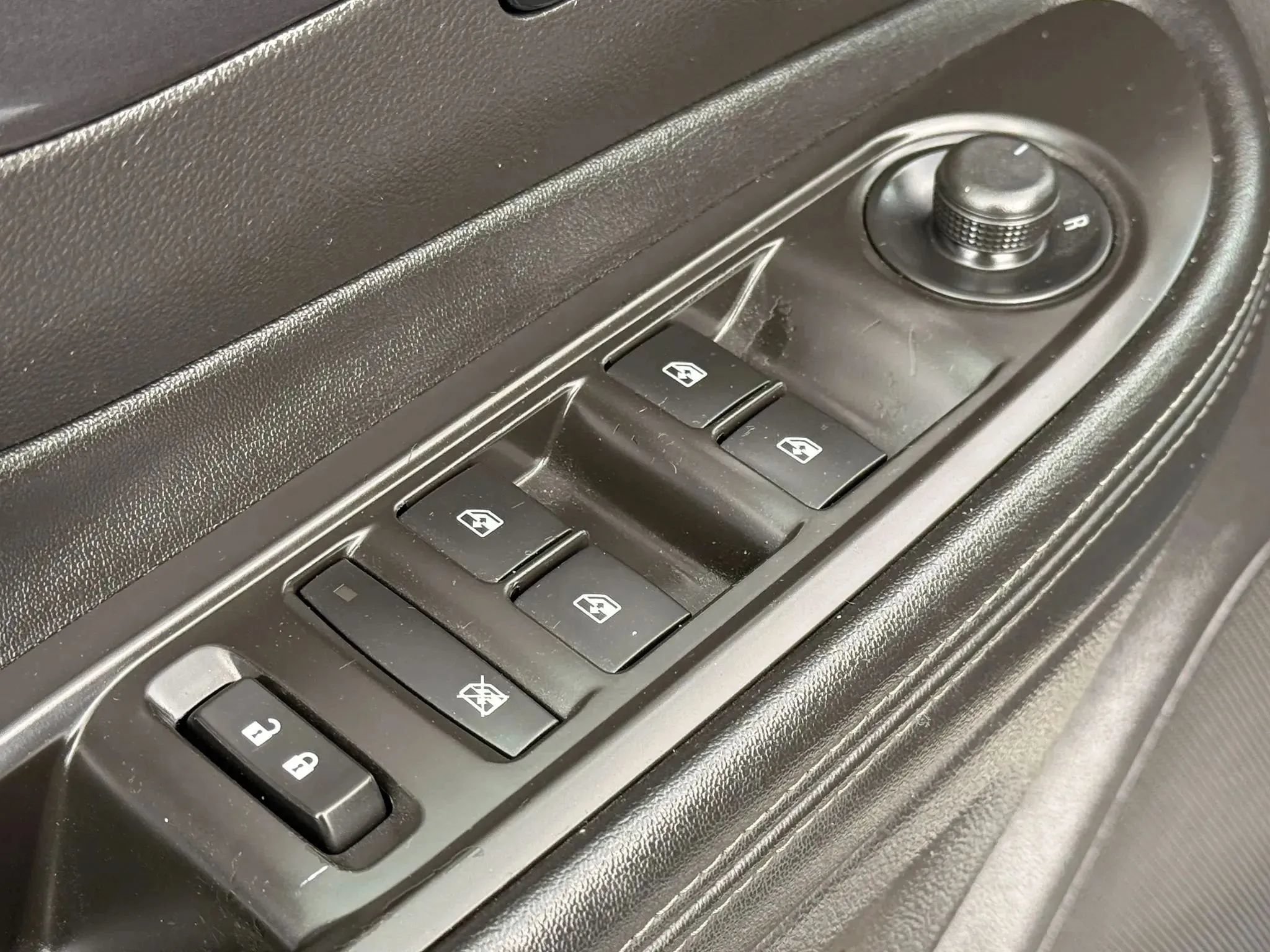 Used 2019 Buick Encore Preferred w/ Safety Package FWD image 23