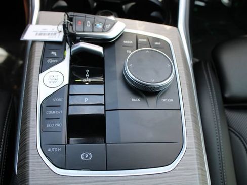 Used 2025 BMW 330i Sedan RWD image 40