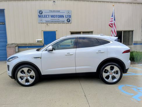 Used 2018 Jaguar E-PACE SE AWD/4WD image 3