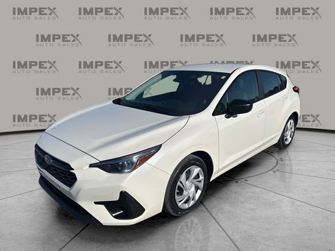 Used 2025 Subaru Impreza 2.0i image 1